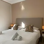 Beauregard- 2 Chambres, Terrasse & Garage * アヌシー