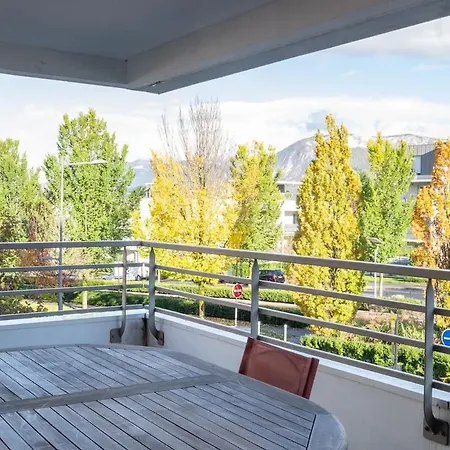 Beauregard- 2 Chambres, Terrasse & Garage Lejlighed