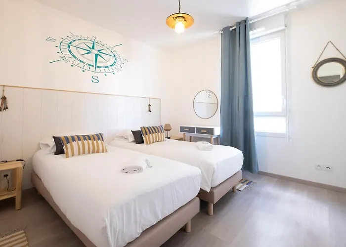 Beauregard- 2 Chambres, Terrasse & Garage * آنسي