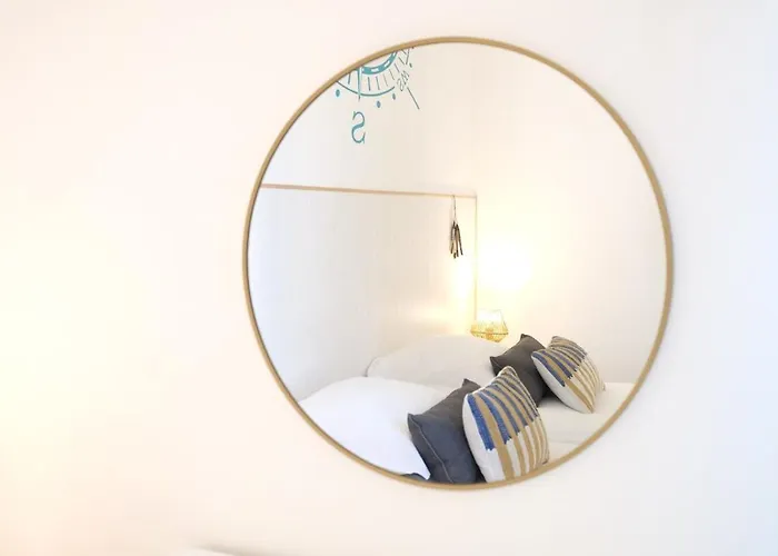 Beauregard- 2 Chambres, Terrasse & Garage آنسي