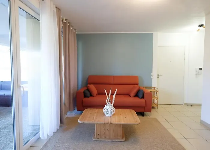 Beauregard- 2 Chambres, Terrasse & Garage آنسي